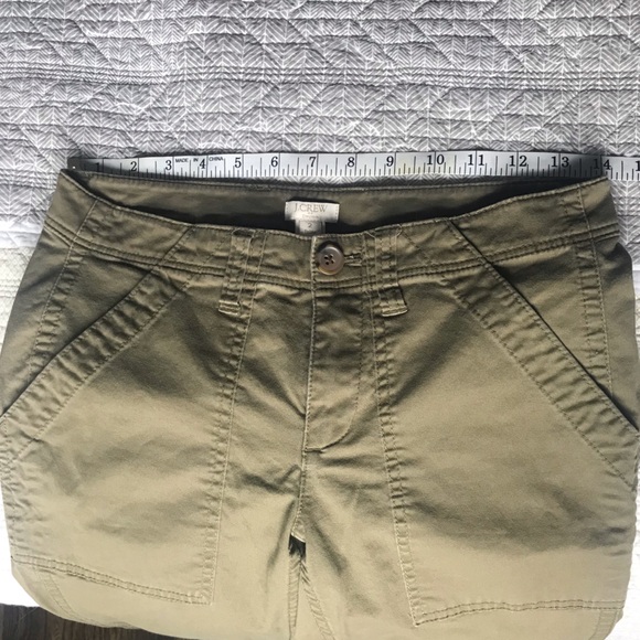 J Crew Petite Chinos, Size 2; Olive green/fatigue colour - Picture 4 of 5